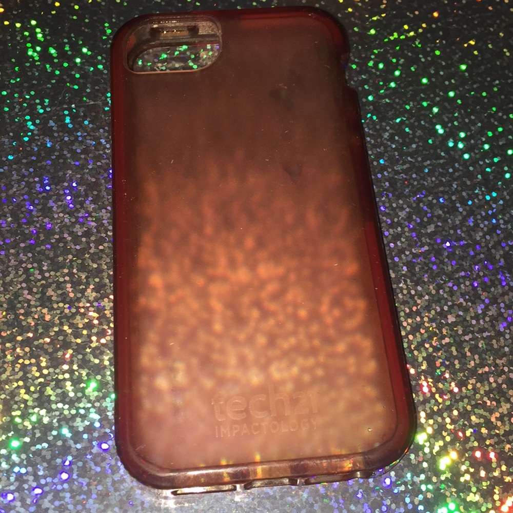 Tech21 impact.iPhone 5/5s/5se case red transparent